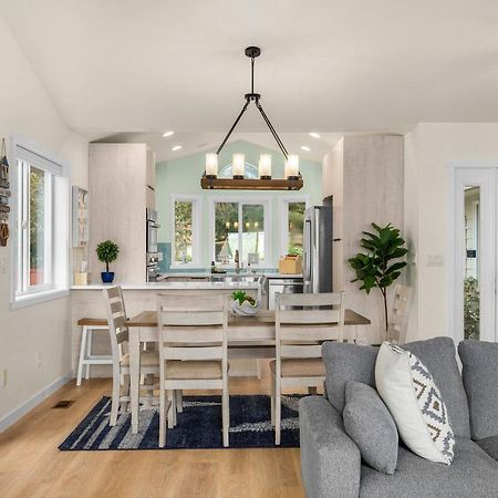 @ Marbella Lane - Wave House, Your Oceanfront Retreat! Oak Harbor Buitenkant foto