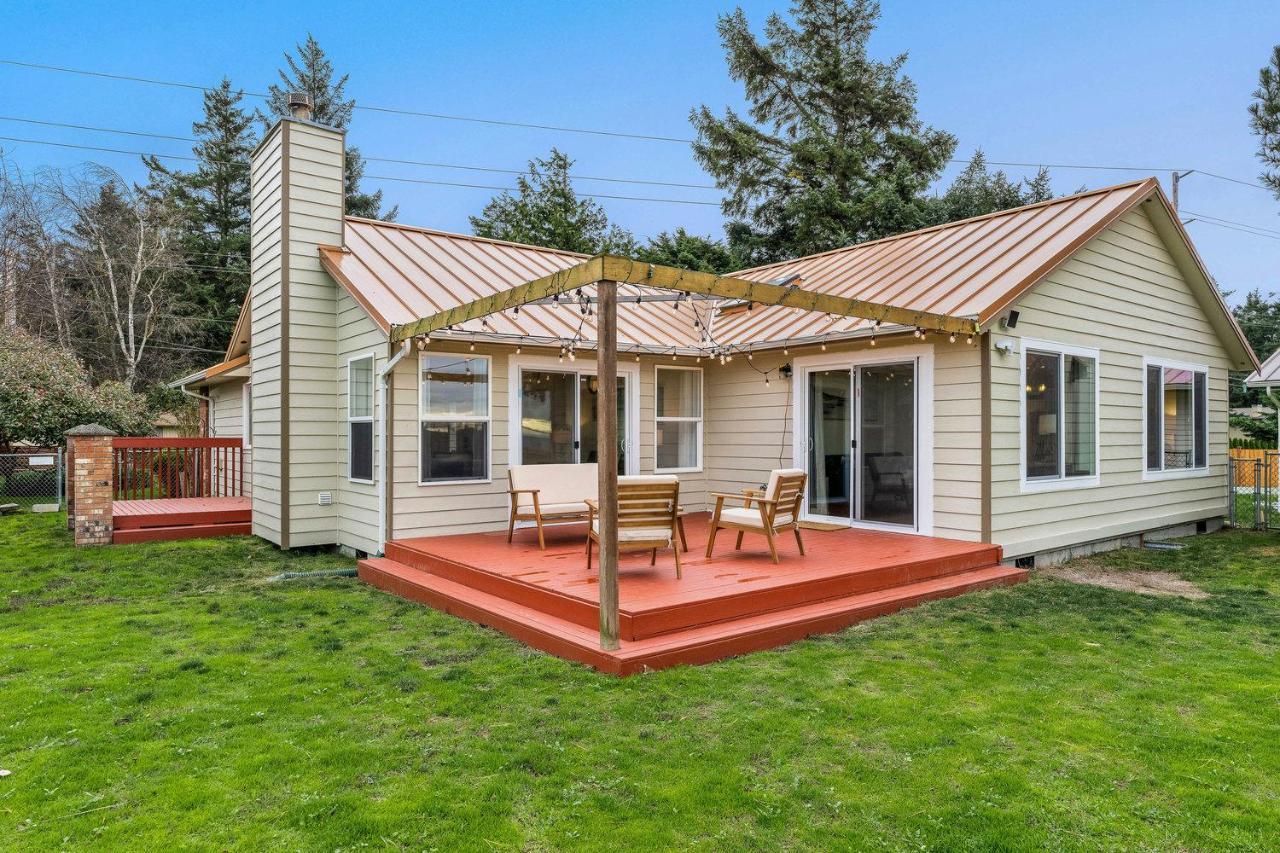 @ Marbella Lane - Wave House, Your Oceanfront Retreat! Oak Harbor Buitenkant foto