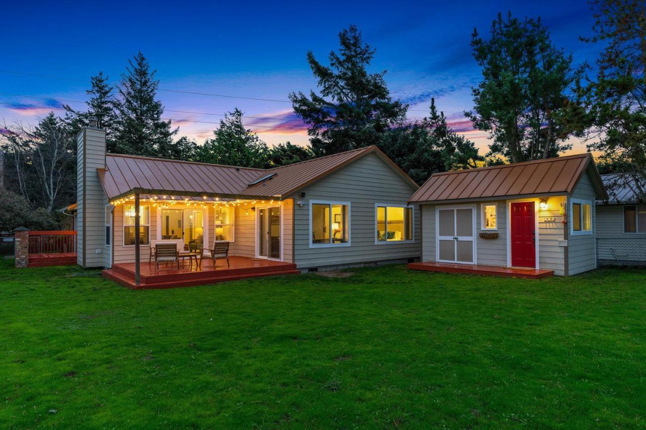 @ Marbella Lane - Wave House, Your Oceanfront Retreat! Oak Harbor Buitenkant foto