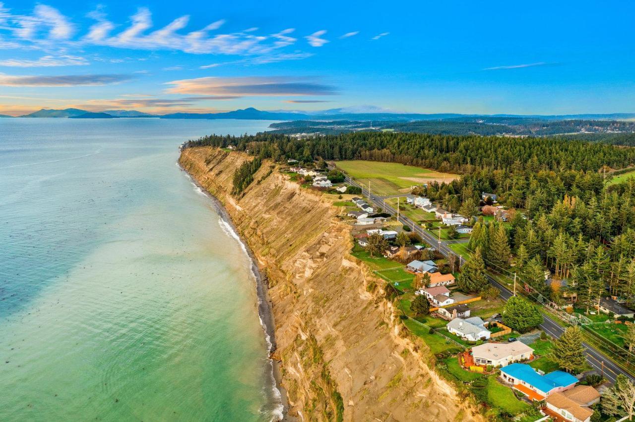 @ Marbella Lane - Wave House, Your Oceanfront Retreat! Oak Harbor Buitenkant foto