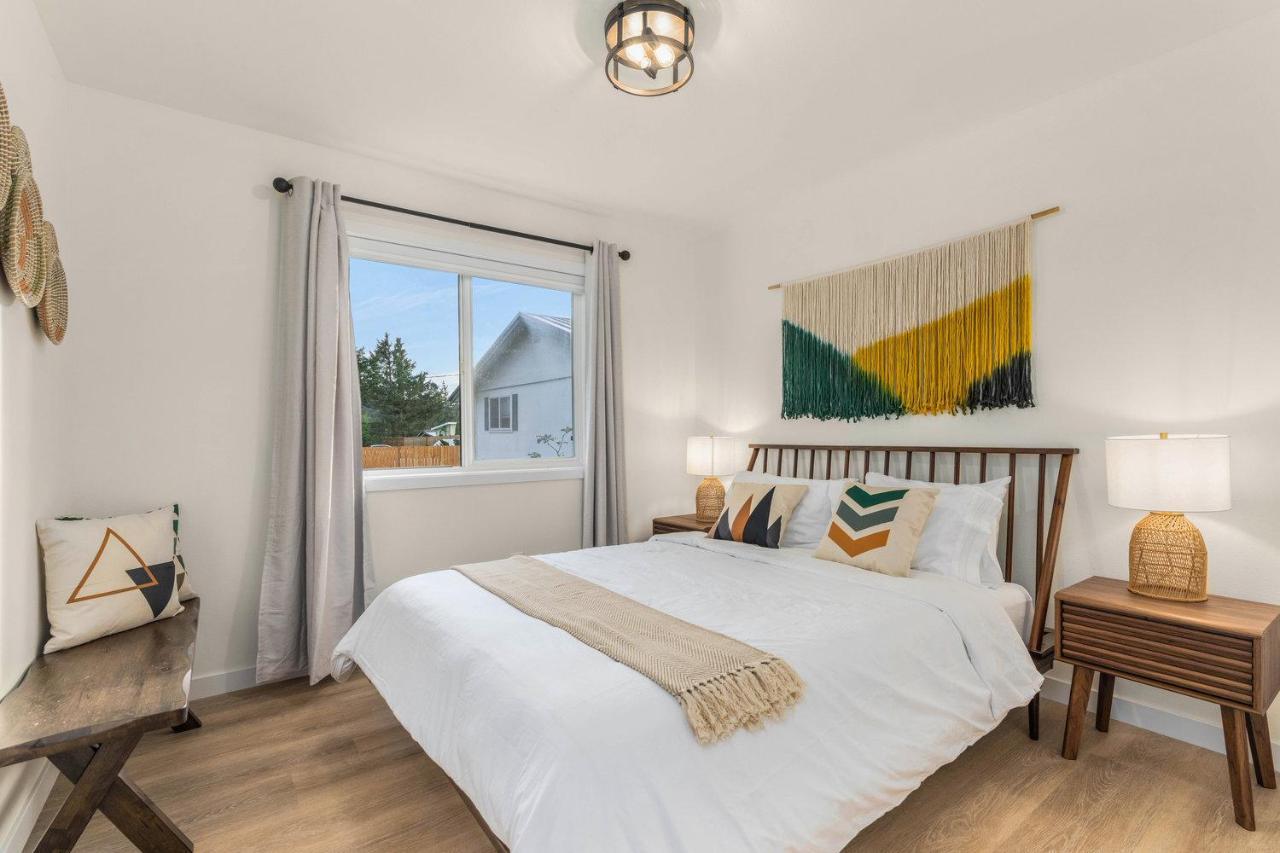 @ Marbella Lane - Wave House, Your Oceanfront Retreat! Oak Harbor Buitenkant foto