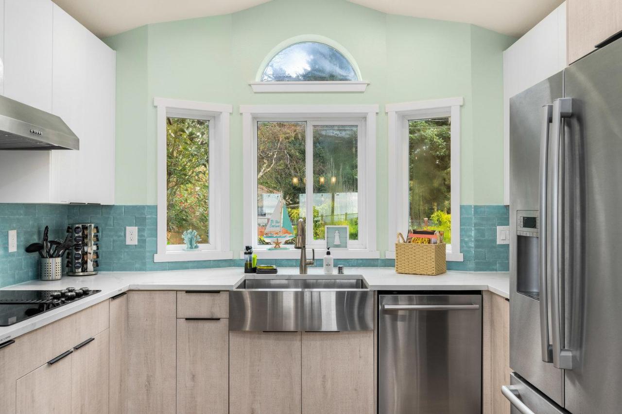 @ Marbella Lane - Wave House, Your Oceanfront Retreat! Oak Harbor Buitenkant foto